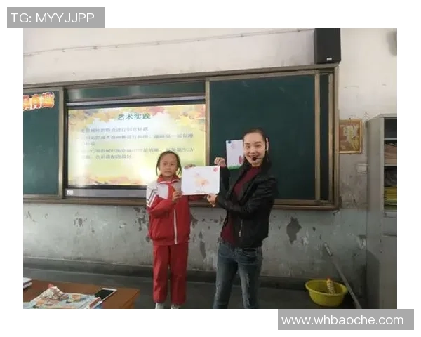 《从草根到巨星：揭示足球传奇人物背后的奋斗与荣耀》